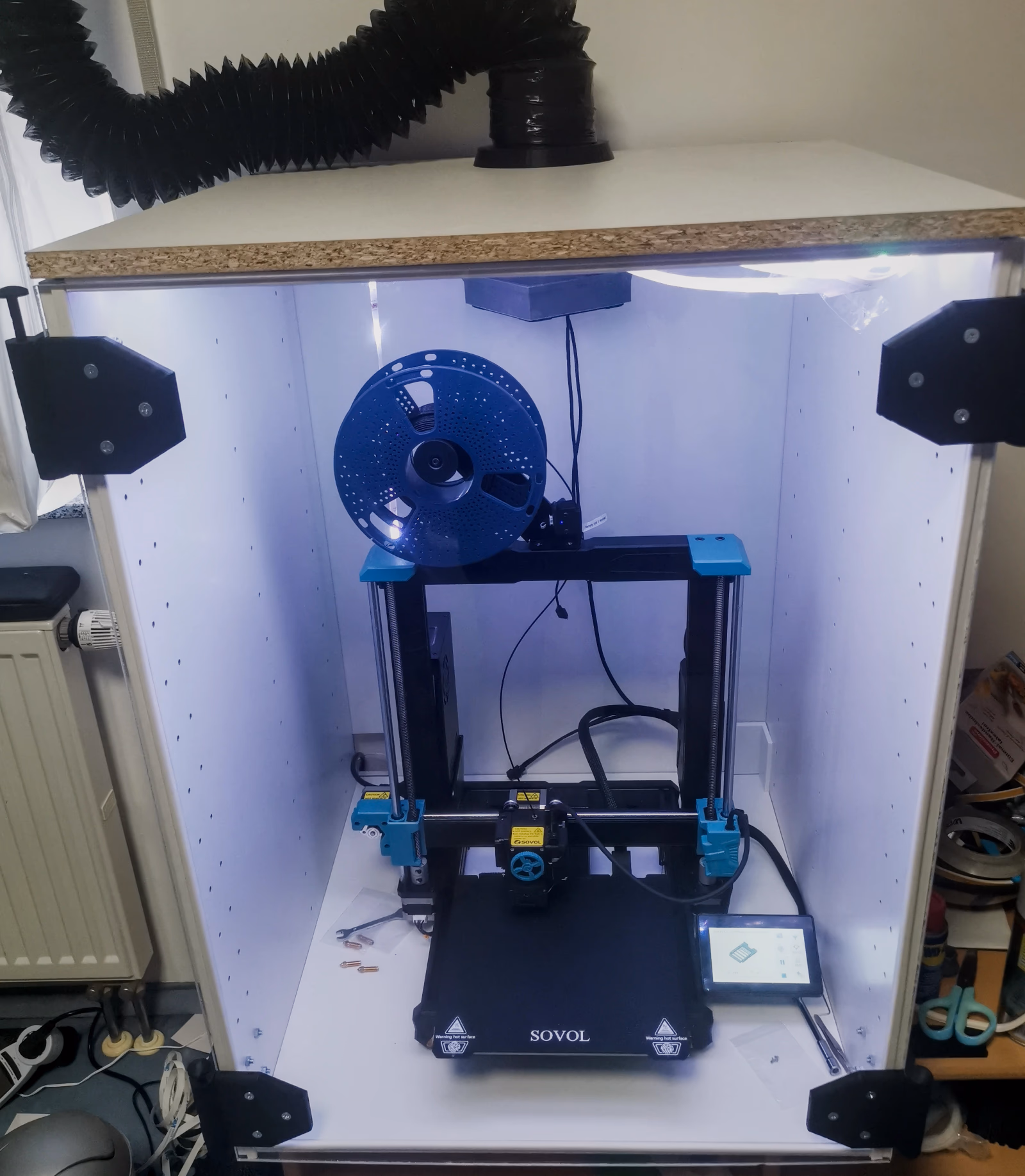 Custom enclosure and ventilation design for a 3D printer